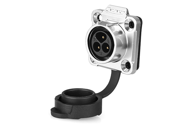 3芯四孔公插座金属